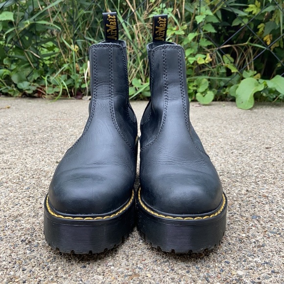 Dr.Marten’s Rometty Platform Chelsea Boot ( 8 US - RUN LARGE! close to EU 41 ) - Picture 2 of 7
